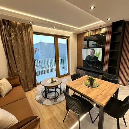 Rimex Invest Group Bemowo With Free Parking 华沙