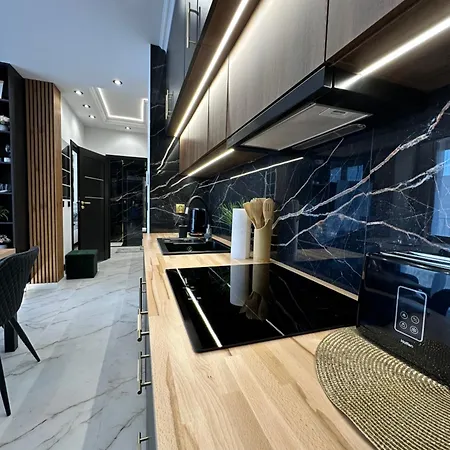 Rimex Invest Group Bemowo With Free Parking