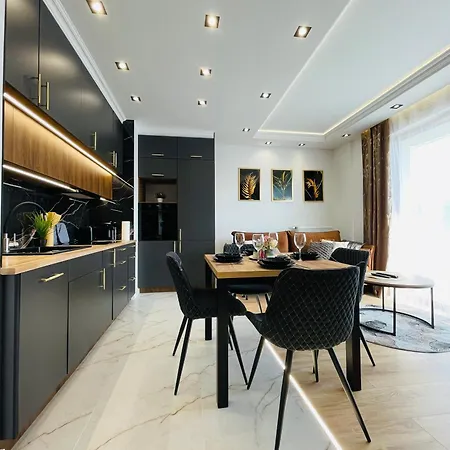 Rimex Invest Group Bemowo With Free Parking 华沙