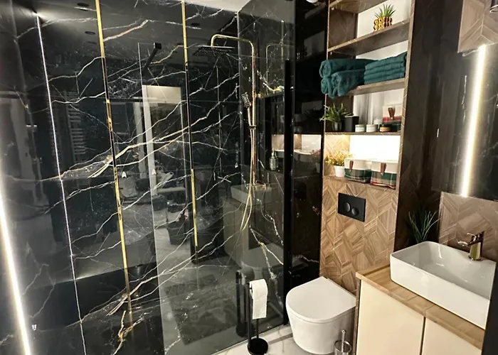 Rimex Invest Group Bemowo With Free Parking *