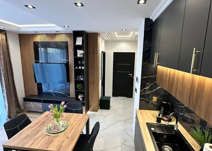 Rimex Invest Group Bemowo With Free Parking *