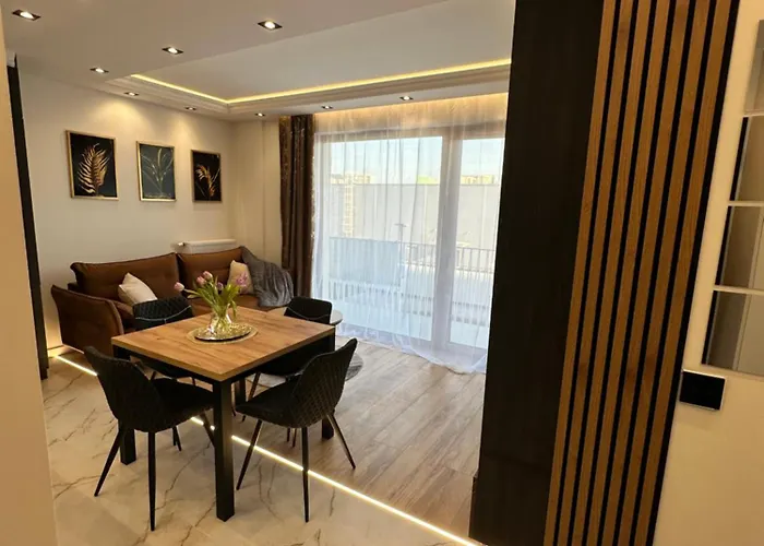 Rimex Invest Group Bemowo With Free Parking Appartamento