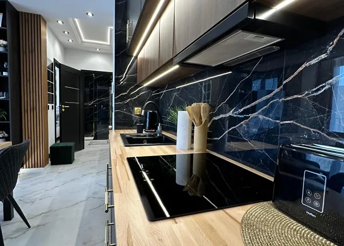 Rimex Invest Group Bemowo With Free Parking