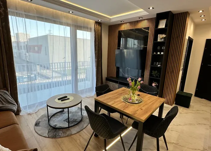 Rimex Invest Group Bemowo With Free Parking Appartamento *