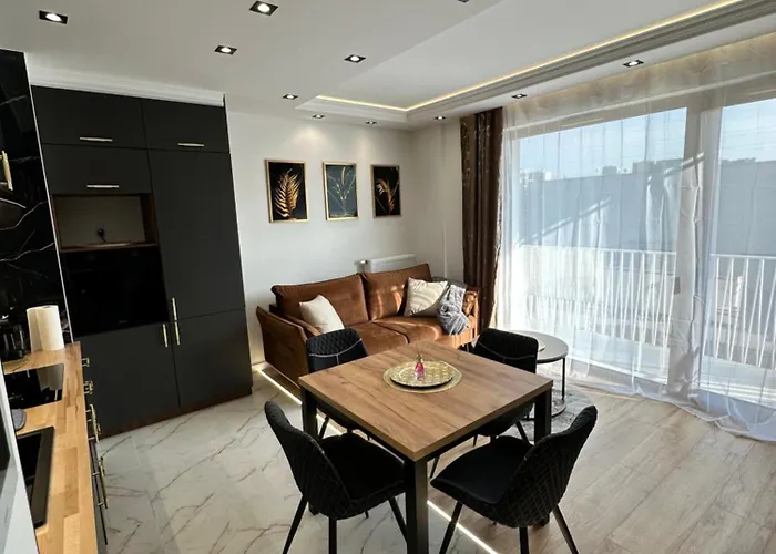 Rimex Invest Group Bemowo With Free Parking