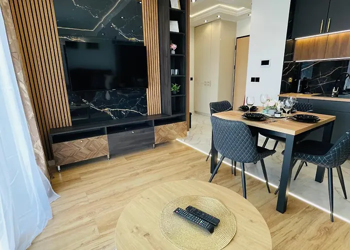 Rimex Invest Group Bemowo With Free Parking *