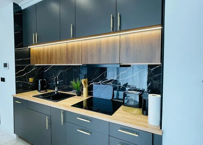 Rimex Invest Group Bemowo With Free Parking *