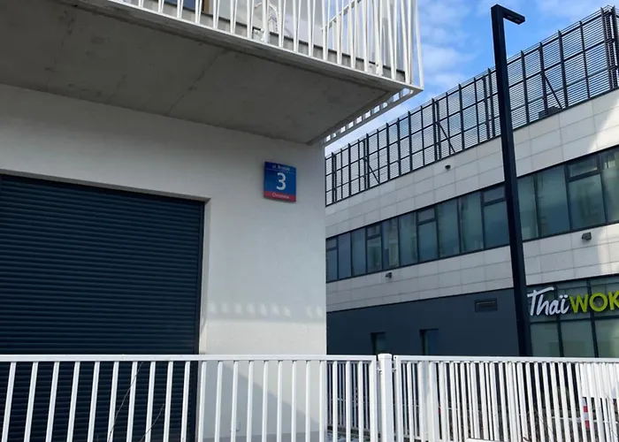 Rimex Invest Group Bemowo With Free Parking *