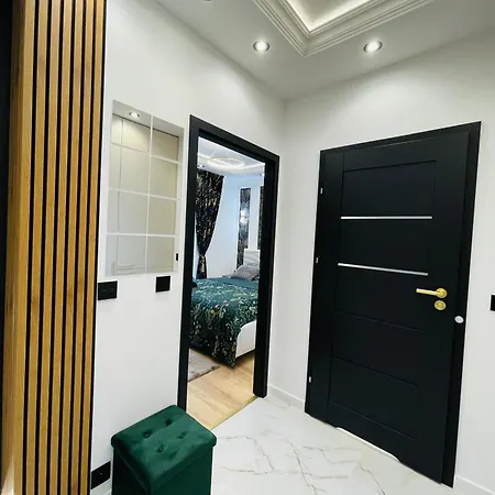 Rimex Invest Group Bemowo With Free Parking